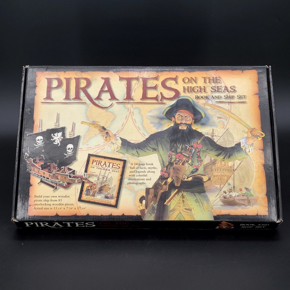 2007 Pirates On The High Seas Book & Ship Set Open Box Complete Unassembled